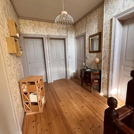 Vers Le Soleil Levant