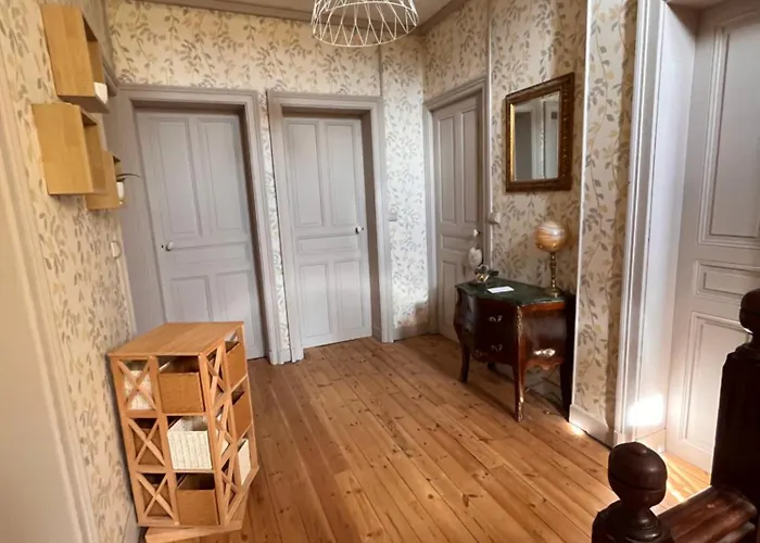 Vers Le Soleil Levant